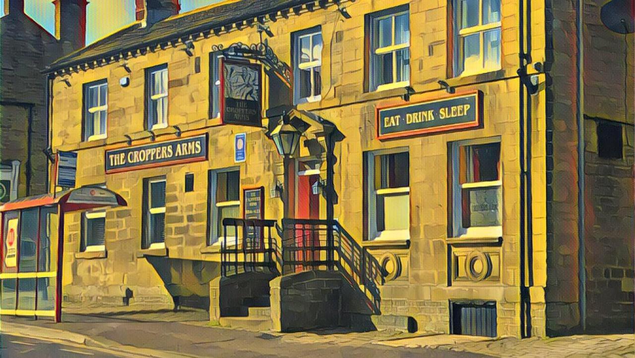 Croppers Arms Hotel Huddersfield Exterior photo